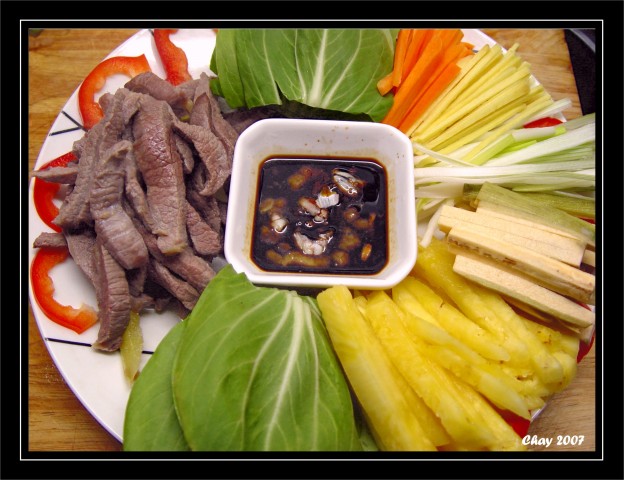 Bò Cuốn Lá Cải